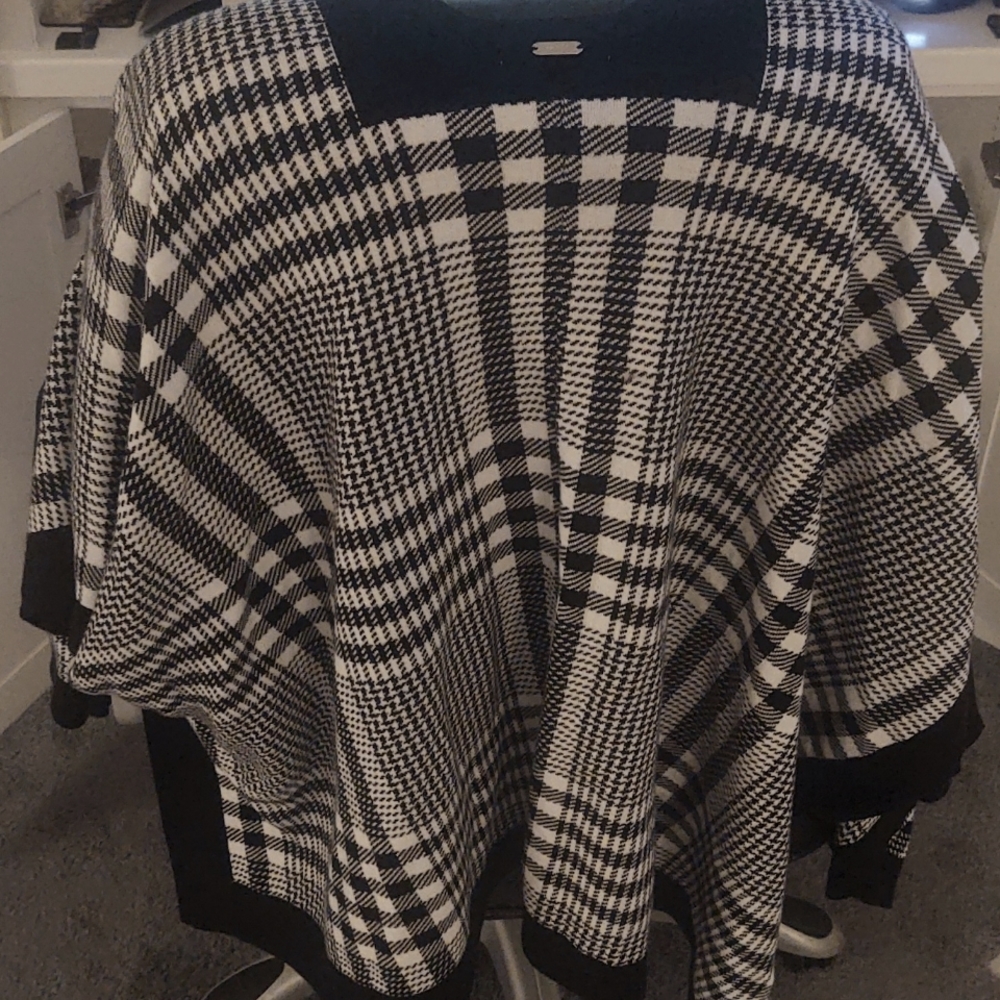Barbour shawl